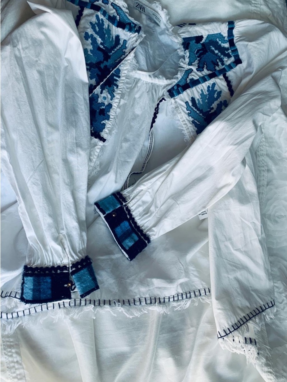 Zara White Top with Blue Embroidered Detail - Picture 5 of 13